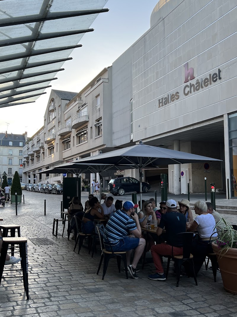 V and B Orléans Châtelet