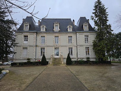 Château De St Jean Le Blanc